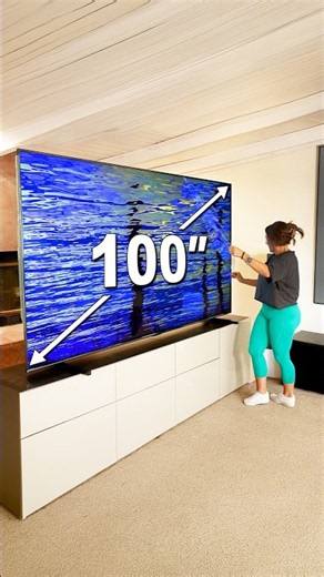 Massive 100" Hisense U7