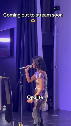 Singing this song was true bliss for me. Coming out soon at the end of January. #opalite #taylorswift #swifties #mollyguptaliveshowinlondon #mollyguptaonspotify