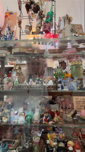 Mom’s (at seven points) on Instagram: "Shop at moms. For trinkets. #momsatsevenpoints #florencealabama #florenceal #7pointsflorence #candystore"