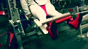 "Superset" Leg Extensions 5x20 Laying Leg Curls 5x20 #LetsWORK | Gym Freaks