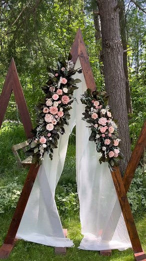 Reflections of Spring What a year it was. I took many pictures but didn’t post them, so I’m going to take this time to reflect on the season and share some of my creations. Every order had a different colour theme - and I loved each one, including these shades of pink amongst the white. Triangle Arbors: courtesy of @weddingbenchesofmuskoka #solaflowers #customflowers #flowerrentalsinmuskoka | Forever Florals - Floral and Event Designs