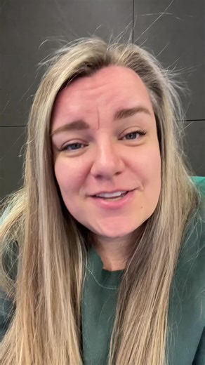 She is despicable. #canada #daniellesmith #neverpoilievre #womenagainstpoilievre #politics #liberal #markcarney #conservative #vote #commonwealthtiktok #globaltiktok #worldtiktok #fail