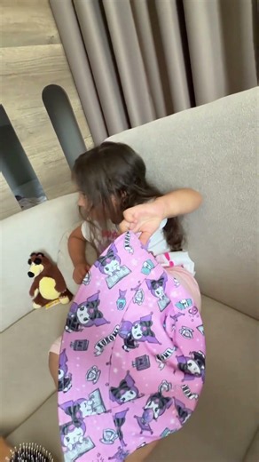 #gabimama #kids #happykids #familytime #mishimama #familyfun #littlesisters #momlife #song