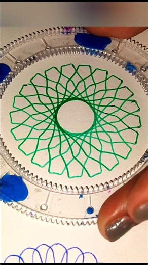The Spirograph I enjoy in my childhood memories!!#shorts #geometricart #spirograph