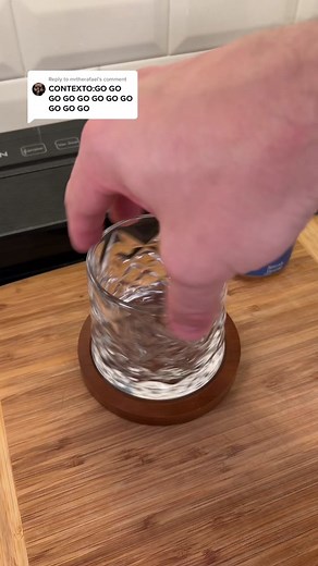 Replying to @mrtherafael Sour soda challenge #satisfying #asmr #loop | gul gul gulp sound