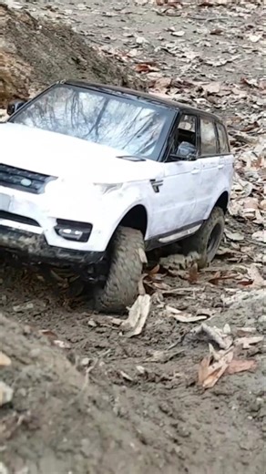 Sunday run in Rosenhain 36. 🤗🔔🖐 #2300kv #8ight #fusion #cr10p #absima #offroad #rccar #Ural