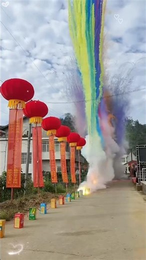 The Fireworks-Worthy Wedding in China, Beautiful and Too Grandiose of the Daughter of a Guangzhou...