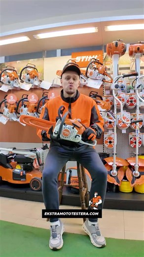 Stihl MS 182 je odlična za ulazak u svet motornih testera. Tu je i 5 godina garancije. 👌🏻 @stihlsrbija Maloprodajni objekti: 📍 Srpskih Vladara 293, Pirot 📍 Cara Dušana 5, Pirot Online prodavnica: 🛒 https://www.ekstramototestera.com/proizvodi/suma-i-basta/benzinski-program/testere-benzinske/motorna-testera-stihl-ms-182/ Zaprati nas @ekstramototestera 🧡 ——— #stihl #motornatestera #alat #ekstramototestera #stihlsrbija | Ekstra Moto Testera