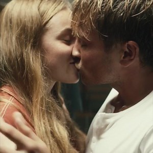 1.2M views · 12K reactions | DEM HORIZONT SO NAH ♥️ Ab dem 10. Oktober im Kino!  Freue mich sehr! Hoffe ihr habt ein ganz wunderbares Wochenende ihr Lieben! Pantaleon Films GmbH STUDIOCANAL Jannik Schümann #LunaWedler #DemHorizontSoNah | Luise Befort | Facebook