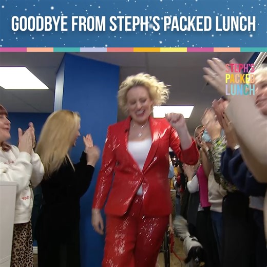 Thanks for watching! Have a Merry Christmas and a Happy New Year but now it's goodbye from everyone here at #StephsPackedLunch! | Steph's Packed Lunch