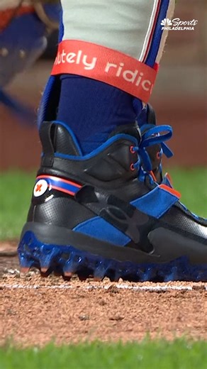 Bryce Harper has custom Mets-colored cleats and batting gloves as part of his personal collection of rivalry gear 😤 | NBC Sports Philadelphia