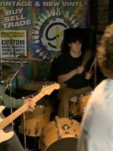 SqueezeBox Records on Reels | Facebook