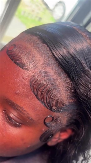 Achieving the Perfect Edges with Natural Hair Tutorials