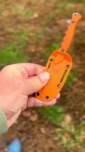 Check out this awesome bench made knife! Saying super high-quality made in the USA as a Kydex sheath. It is great for skinning and Processing game. Definitely a great night for just about everything something you can use every day. #BenchMade #BenchMadeKnife #Knife #Outdoors #Hunting.