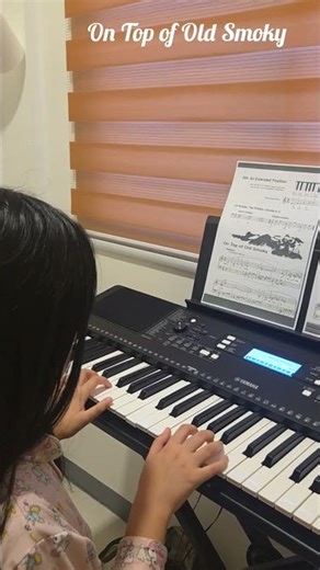 ON TOP OF OLD SMOKY BY ANDREA PIANO LESSON FOR BEGINNERS SUMMER CLASS #piano #summer #pianolessons