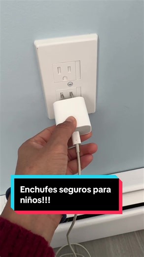 Enchufes seguros!! Casa segura!! Safe Outlets !! #outlet #safety #kids #enchufes #casa