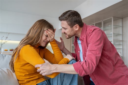 The brutal truth behind the toxic relationship between a narcissist and an empath
