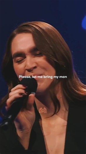𝗬𝗼𝘂𝗻𝗴 & 𝗕𝗲𝗮𝘂𝘁𝗶𝗳𝘂𝗹 • 𝗟𝗮𝗻𝗮 𝗗𝗲𝗹 𝗥𝗲𝘆 | 𝗟𝘆𝗿𝗶𝗰𝘀 #lanadelreylyrics #shorts #thevoice