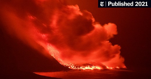 La Palma Volcano Lava Hits Ocean, Creating a Pyramid and Toxic Gas Risks