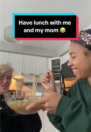 true Bennett flow state 🤣👌🏽 #motherdaughter #girls #eatwithme #lunch