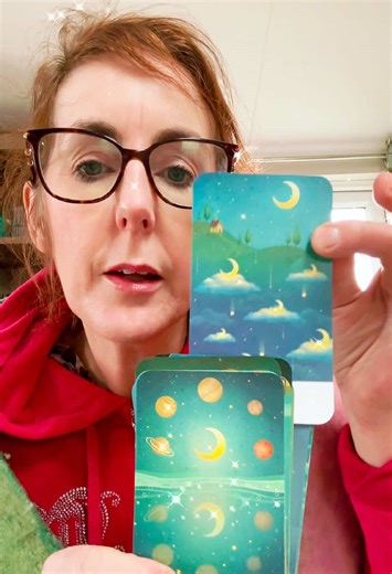 #waningmoon #closure #lettinggo #clearout #oracle