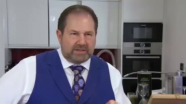 Giovanni's Menu Doesn't Seem To Impress! | Come Dine With Me