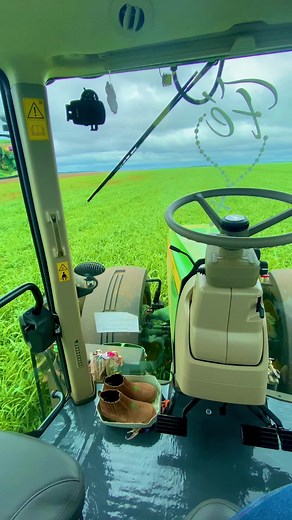 Exploring Tractor Cab Features and Farming Life