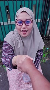 How to Get a Girl Using Pranks | At First It's Fun, But It Ends Up Being Bad