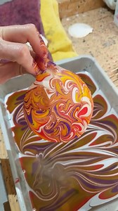 Exquisitely Water Marbled scallop shell ❤️. Create unique jewellery pieces or decor objects with this beautiful artform. The possibilities are endless ✨️ 😍 . . . . . .#australianartist #jacquardproducts #viewsofbrisbane #creativecommunity #seasonalcrafts #sealife #bohostyle #bohemianjewelry #craftingideas | Raynbow Crow Studios