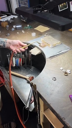 Ever wondered how you resize a ring? Here's Jeremy heating up a ring ready to be resized. --- #jewelrydesigner #handmade #handmadejewellery #jewellery #jewellerydesigner #designer #jewellerymaking #jewelery | Jeremy Hoye Jewellery