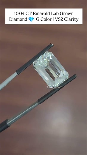 10 Ct Emerald Cut Lab Grown Diamond | G Color VS2 Luxury Statement Stone