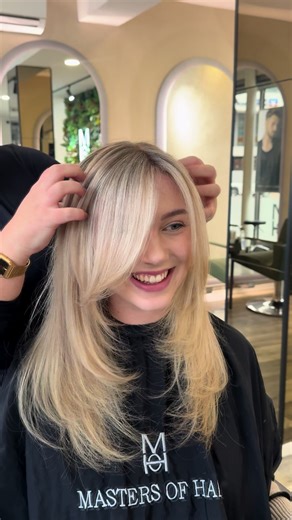Beach Waves & Face Framing Hair Transformation