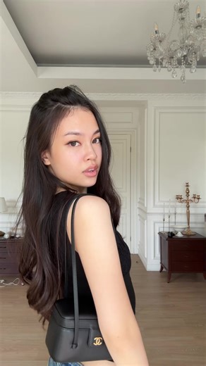 sueeee tank in black🖤