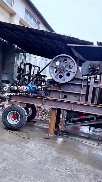 Compact Mobile Crushers for Sale – Easy to Transport and Set Up#fyp #trending #viral #eco #MobileCrusherStation #MobileCrusher #CrushingEquipment #MobileCrushingEquipment #TruckMountedCrusher #WheeledCrusher #CrusherOperation #CrushingStation #SandGravelProductio #MiningCrushing #OreCrushing #StoneProcessin #EfficientCrushing