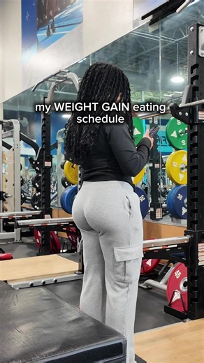 When I was trying to increase my body weight I made a eating schedule to help make sure I didn’t miss meals and was able to get all my calories in. #glutes #gymtok #fitness #bodyrecomp #glutesworkout