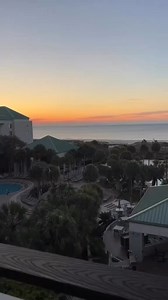 When staying at the The Westin Hilton Head Island Resort & Spa, every moment is golden! ☀️ 🌴 Tag your vacation buddy in the comments below! 📸IG: tylermarkprod | Visit Hilton Head