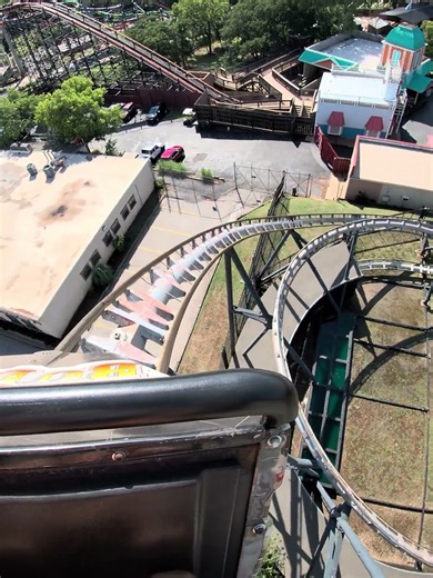 SILVER BULLET DROP & LOOP POV at Frontier City = Classic Chaos! 🎢