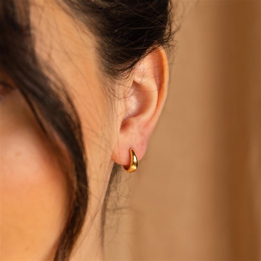 Small Hoop Earrings • Dainty Huggie Hoop Earrings • Gold and Silver Hinge Hoops • Minimalist Summer Jewelry • Birthday Gift for Her • ER056 - Etsy