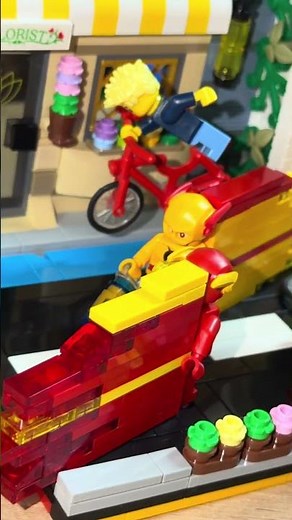LEGO Flash vs. Reverse Flash!