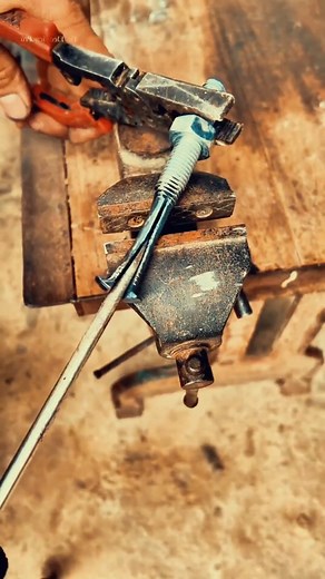 Diy Ceiling Fan Bearing Removal Trick #fblifestyle #usa #diy #electrical #rashidkhandieselgenerator | Rashid Khan