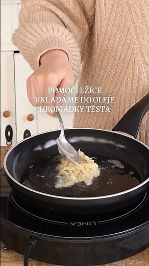 Křupavé bramboráky voní kmínem, česnekem a majoránkou #toprecepty #recept #food