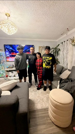 Mi abuelita como pasan los años 🫡 más fuerte con mis hijos 🙏 | Victor Odar