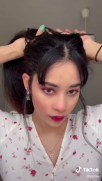 Kanao Tsuyuri's Butterfly Hairstyle Tutorial | Demon Slayer Inspired