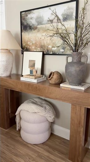 How to style a console table for that perfect organic modern vibe #homedecor #organicmodern
