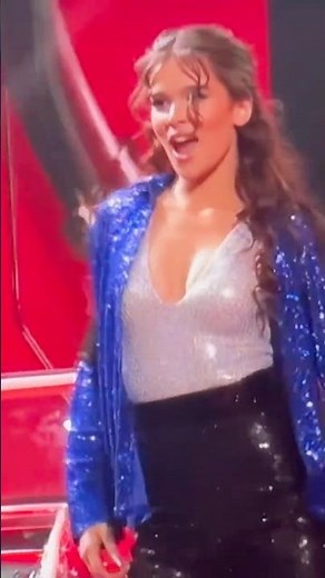 Hailee Steinfeld Lip Sync to Michael Jackson’s “The Way You Make Me Feel”