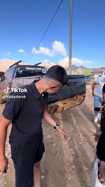 Mitsubishi L200: Off-Road Adventures Unleashed