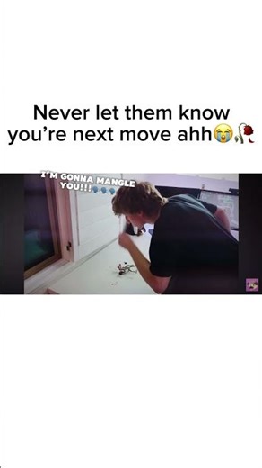 I HATE YOU SO MUCH IM GONNA MANGLE YOU!! #funny #wacky #sillyness #funnyface #funnyideas #goodhumor