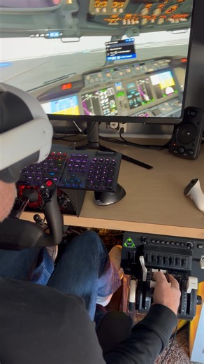 Watch Hours of Strategy Problem Solving Flight Simulation Simulator on Amazon Live