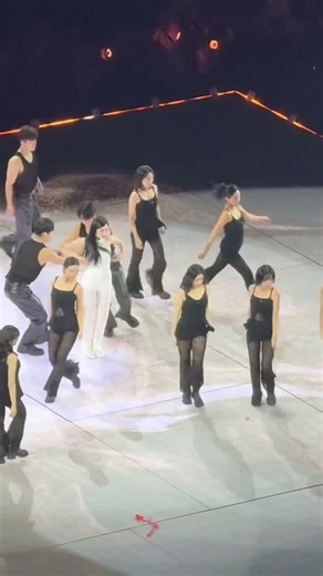 STONE COLD (MINA) - TWICE Live at Climate Pledge Arena in Seattle, Washington 1/14/2026