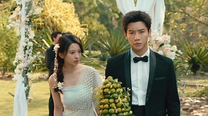 🍿Cinderella accidentally drank the wine drugged by the scheming woman and married the boss on the spot! 灰姑娘意外喝下心機女下藥的酒，與霸總當場完婚! 【drama name】Rain forest Passions 【劇名】雨林爱发生 #DaiGaoZheng #雨林爱发生 #代高政 #daigaozheng #cdrama #RainforestPassions | 追剧小屋 drama house